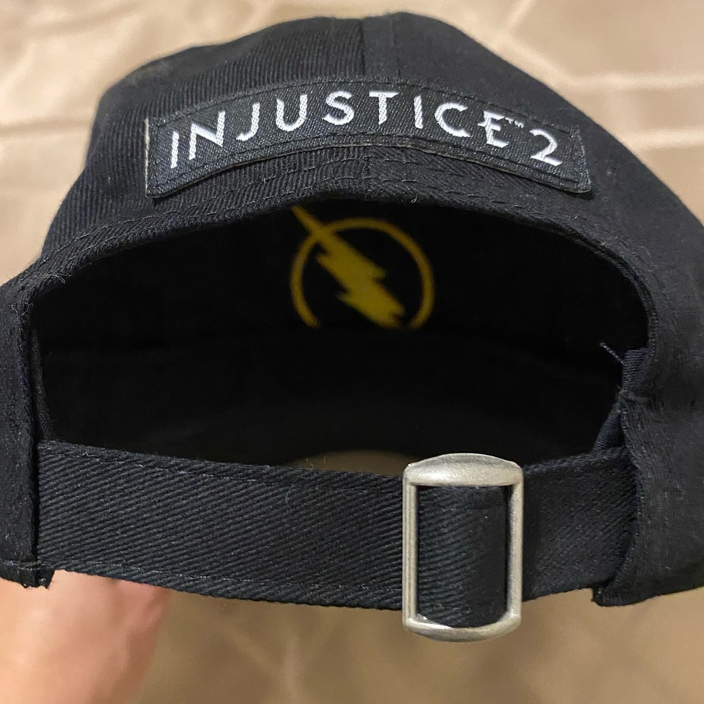 DC Flash adjustable baseball hat - Picture 3 of 4
